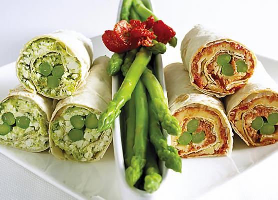 Pesto Asparagus Roll-Ups